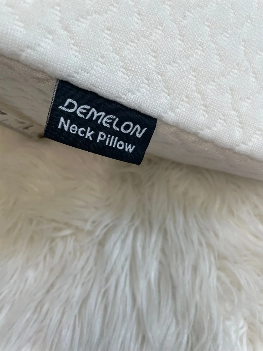Ultra Pain Relief Cervical Memory Foam Neck Pillow - White